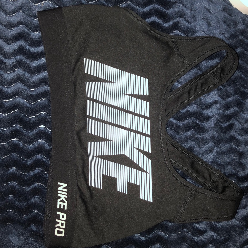 Nike Pro Sports bra